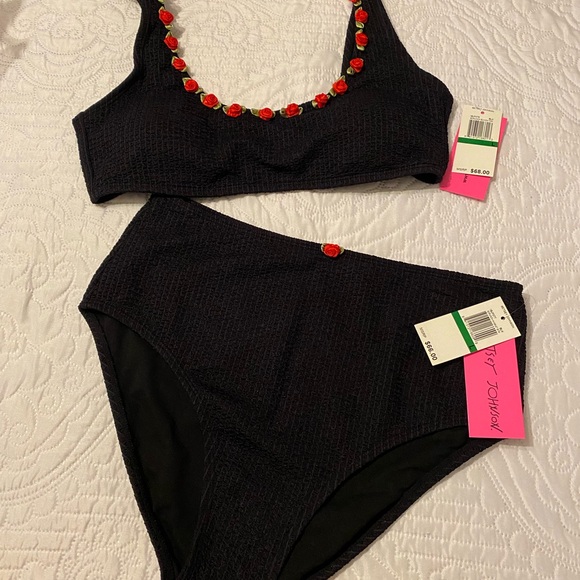 Betsy Johnson 2 piece swimsuit - Picture 3 of 4
